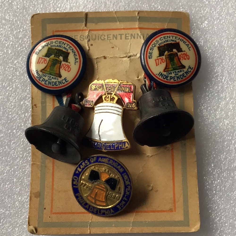 ESTATE Sesquicentennial 150Years Independence 1976-1926 Pins& Bells & Brooch Pin